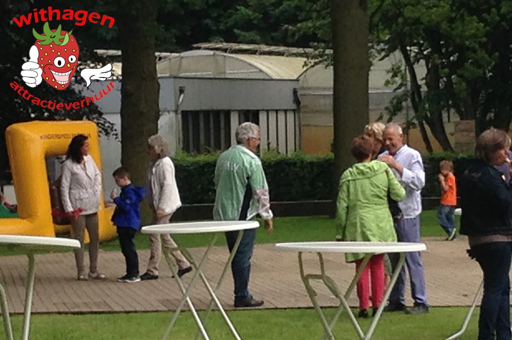 tafels en stoelen huren bergen op zoom statafel huren withagen attractieverhuur bergen op zoom tafels en stoelen huren bergen op zoom statafel huren withagen attractieverhuur bergen op zoom