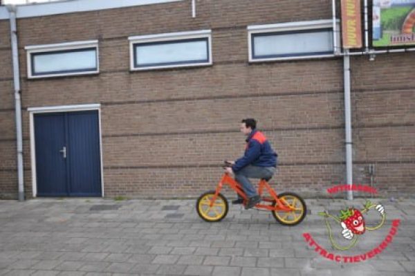 Hobbel waggel fiets oranje