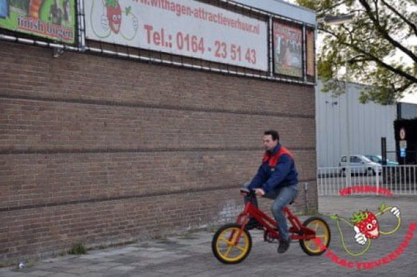 Slinger fiets rood