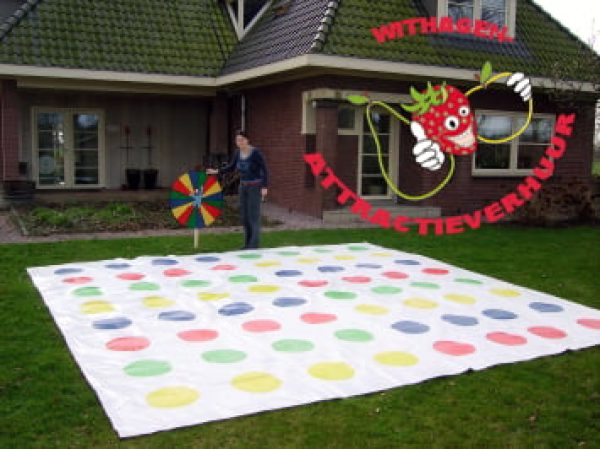 gebruik Ligatie bezig Mega twister huren | Withagen-attractieverhuur