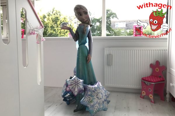 Elsa Airwalker