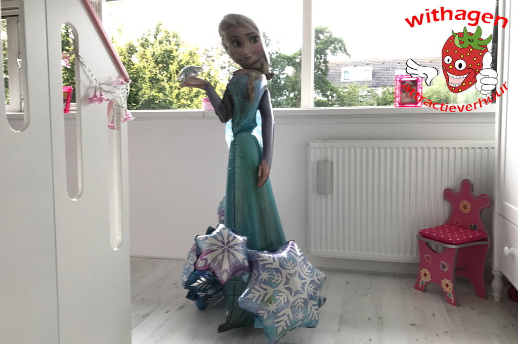 Elsa Airwalker