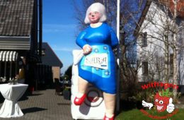 Sarah op Wasmachine