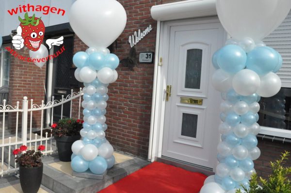 ballonpilaren voortuin wit